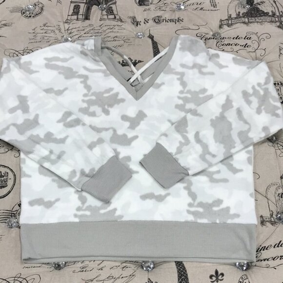 Planet Gold Juniors' Cozy Crisscross-Back Top - Picture 5 of 5